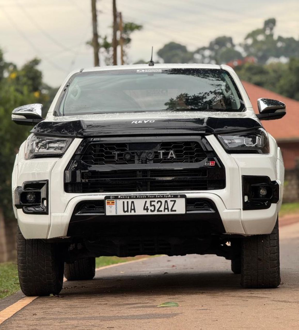 Toyota Hilux Double Cab (Revo/GR-Sport Styling)